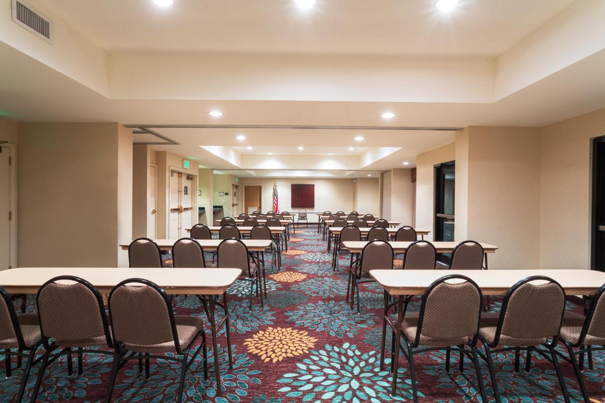 Staybridge Suites Tallahassee I-10 East By Ihg Экстерьер фото